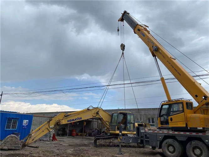 柳林县25吨吊车的工作半径是多少？